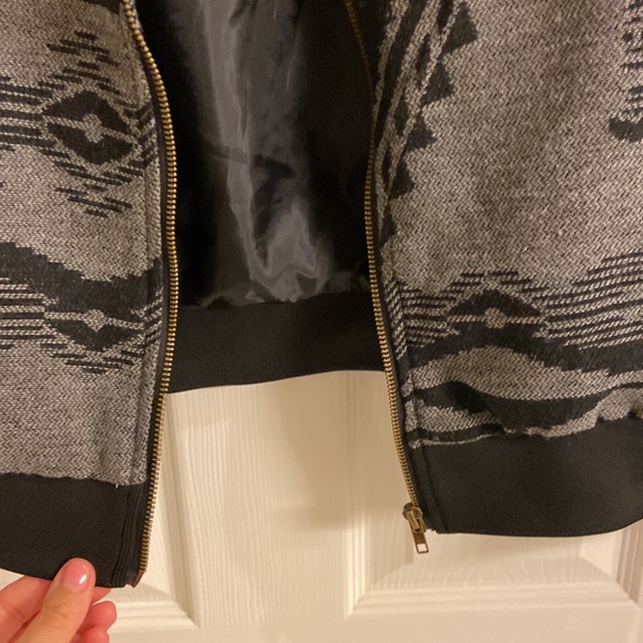 aztec jacket - Picture 3 of 6